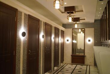 Grand Heritage Hotel & Resort
