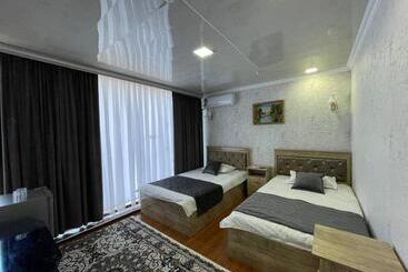هتل Anor Qal A