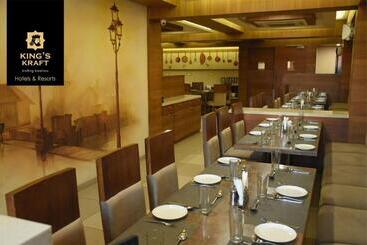 هتل King’s Kraft Stay Inn Rajkot