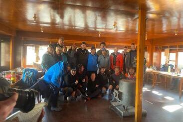 هتل Sherpa Lodge