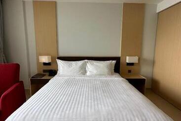 هتل The Cam Ranh Resort All Luxury Service