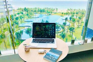 هتل The Cam Ranh Resort All Luxury Service