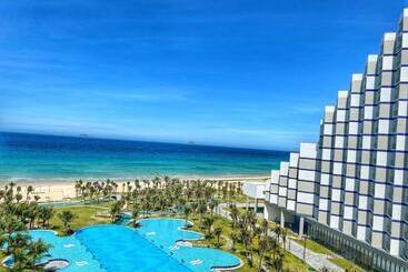 هتل The Cam Ranh Resort All Luxury Service