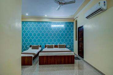 Oyo Flagship Hotel Mohi Palace