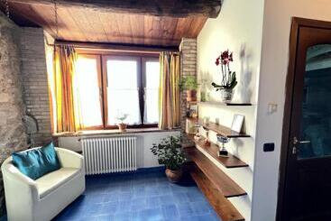 تختخواب و صبحانه Collina Blu