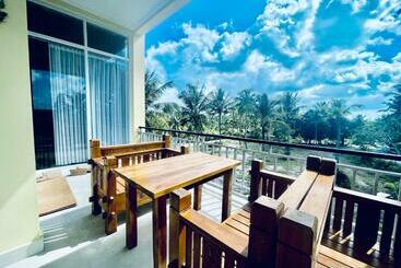 Kelingking Hostel
