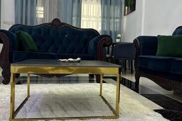 پانسیون Deluxe Mansion
