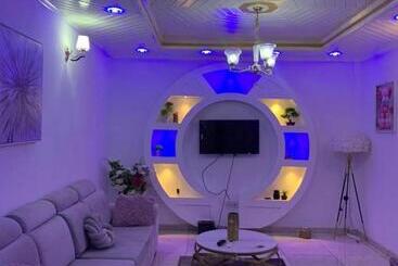 پانسیون Deluxe Mansion