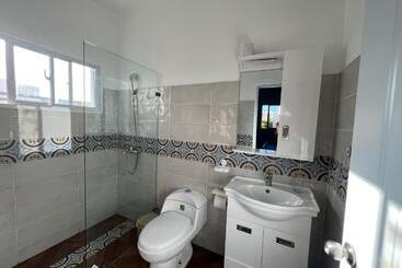 پانسیون Encantadora Villa Blue Completa