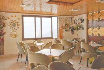 هتل Days Inn By Wyndham Gangtok Tadong