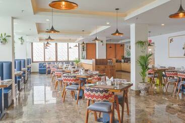 هتل Days Inn By Wyndham Gangtok Tadong