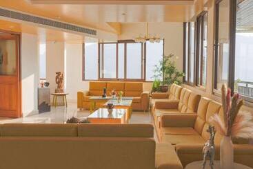 هتل Days Inn By Wyndham Gangtok Tadong
