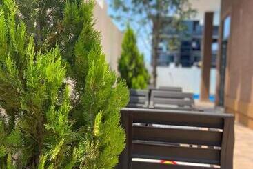 هتل Kobuleti Inn
