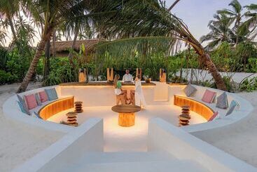 هتل Sensations Eco Chic