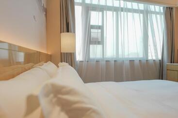 Paco Hotel Shenzhen Luohu Port
