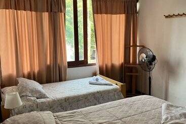 تختخواب و صبحانه Harmony Inn Miraflores