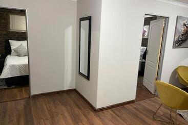 膳宿费 We Love Properties Guest House