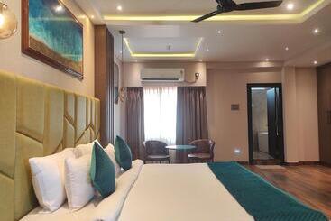 هتل The Dibrugarh Resort