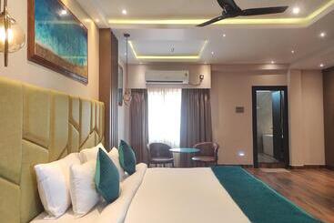 هتل The Dibrugarh Resort