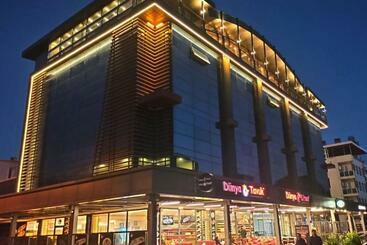 01 Nova Otel
