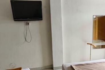 هتل Oyo 92751 Marang Homestay Syariah