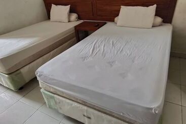 هتل Oyo 92751 Marang Homestay Syariah