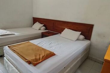 هتل Oyo 92751 Marang Homestay Syariah