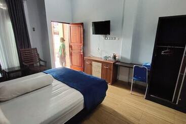 هتل Oyo 92751 Marang Homestay Syariah