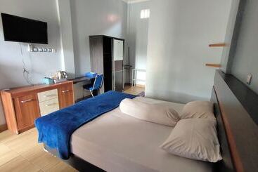 هتل Oyo 92751 Marang Homestay Syariah
