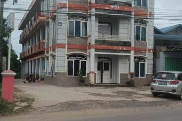 هتل Oyo 92751 Marang Homestay Syariah