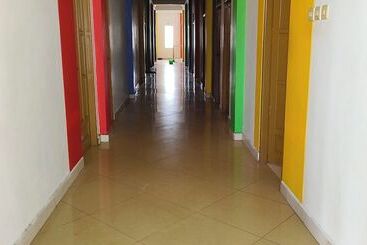 هتل Oyo 92751 Marang Homestay Syariah