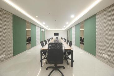 فندق Ssr Grand