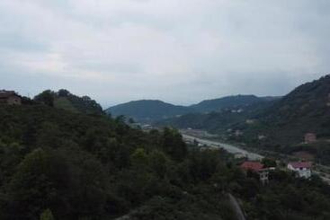 تختخواب و صبحانه Karadeniz Kuş Cenneti Kaşıkçı
