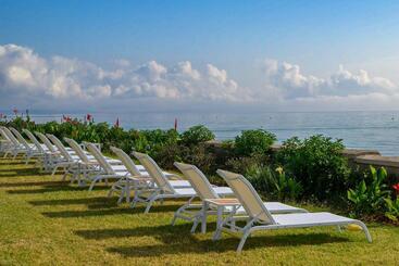 هتل Playa Del Pacha Suites