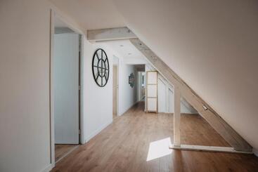پانسیون Coeur De Ville #h2  Central & Cosy   Logement Partagé   Chambre Privée