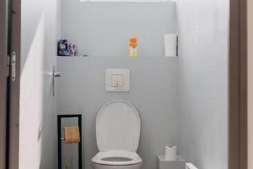 پانسیون Coeur De Ville #h2  Central & Cosy   Logement Partagé   Chambre Privée