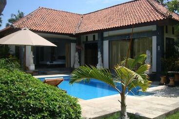 تختخواب و صبحانه Bagus Homestay Pemuteran
