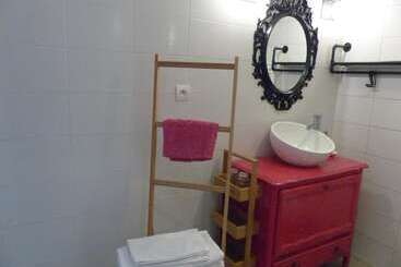 تختخواب و صبحانه Chambre D Hôtes Logis De Saint Jean