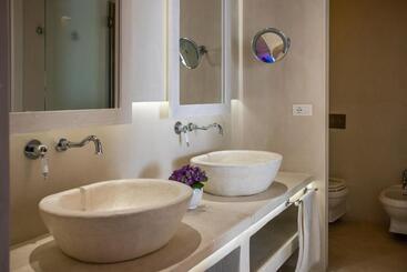 مسافرخانه Baglioni Masseria Muzza