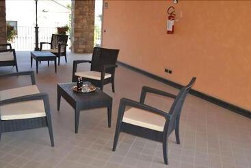 هتل Albergo La Piana