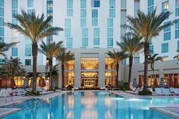 هتل Hilton West Palm Beach