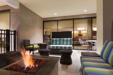 هتل Home2 Suites By Hilton Gainesville Medical Center