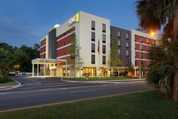 هتل Home2 Suites By Hilton Gainesville Medical Center