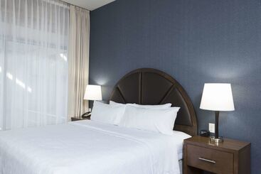 هتل Homewood Suites By Hilton Grand Rapids Downtown