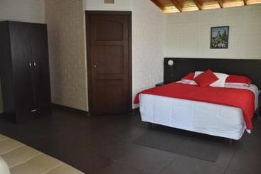 هتل Hostería Rosa Blanca