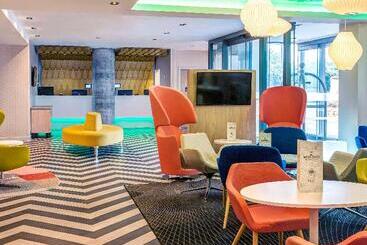 هتل Ibis Styles London Heathrow Airport