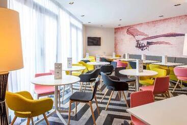 هتل Ibis Styles London Heathrow Airport