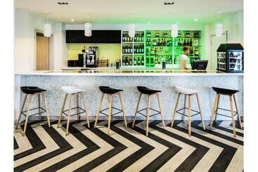 هتل Ibis Styles London Heathrow Airport
