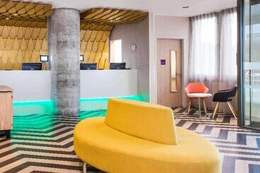 هتل Ibis Styles London Heathrow Airport