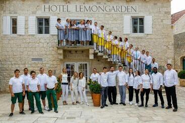 هتل Lemongarden  Adults Only